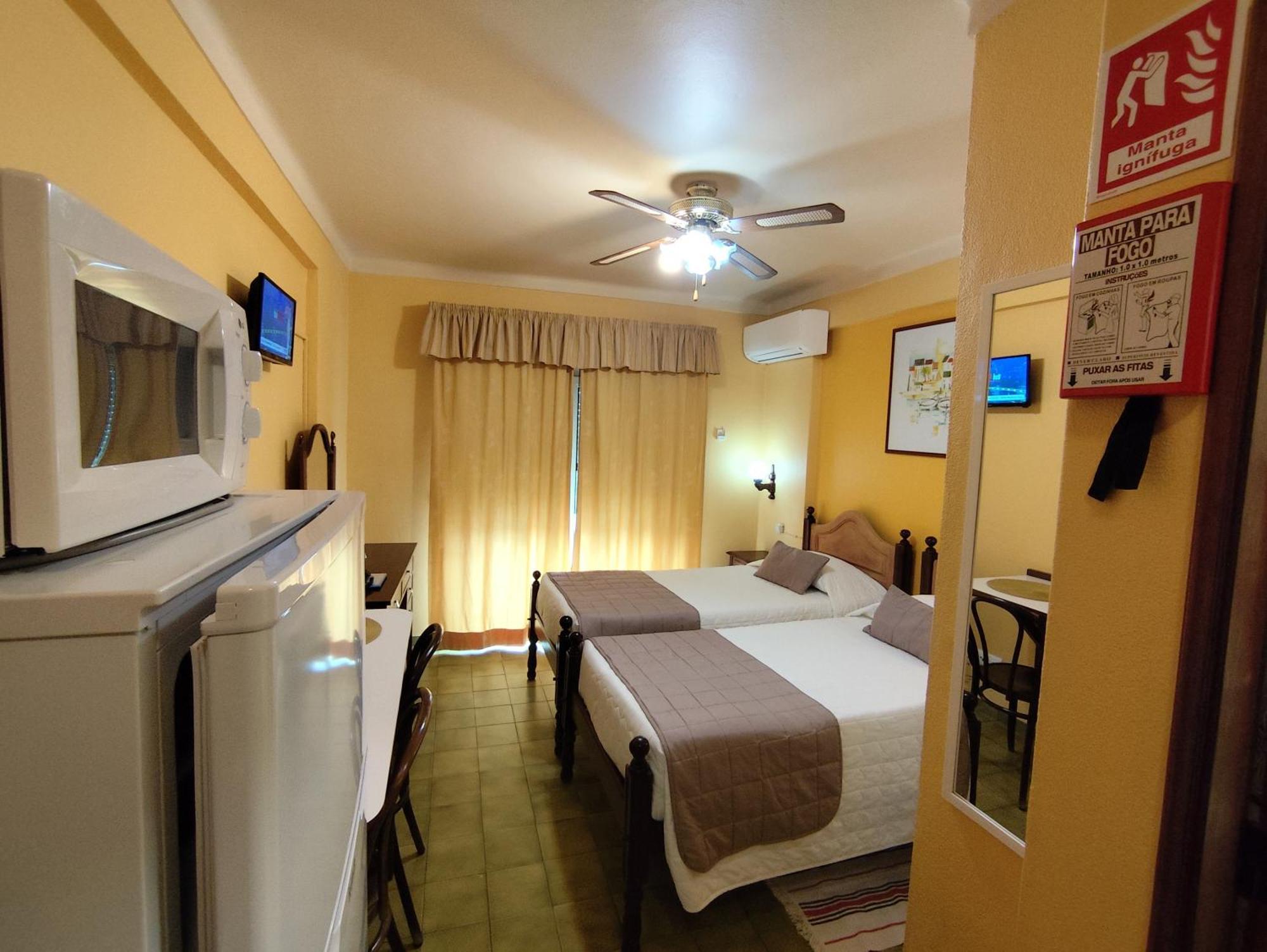 Apartamentos Turisticos Praia Grande Ferragudo  Εξωτερικό φωτογραφία