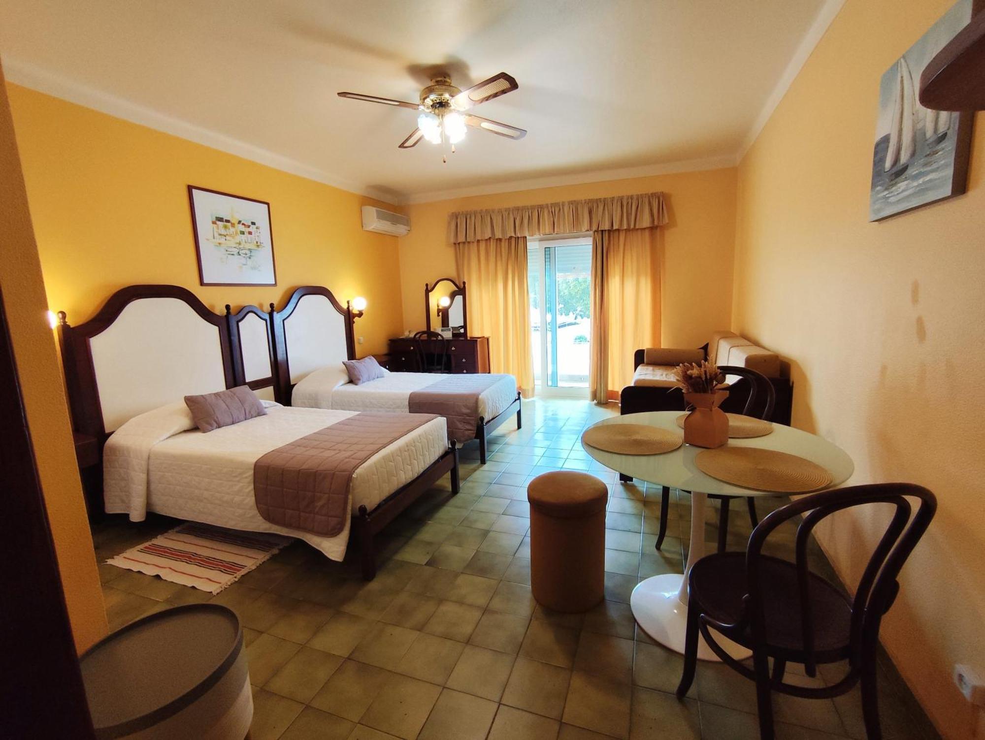 Apartamentos Turisticos Praia Grande Ferragudo  Εξωτερικό φωτογραφία